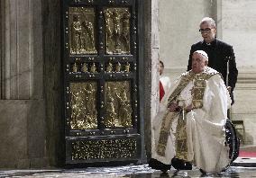 Pope Francis Opens Holy Door To Launch Jubilee 2025 - Vatican