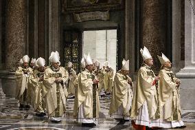 Pope Francis Opens Holy Door To Launch Jubilee 2025 - Vatican