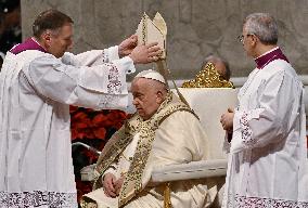 Pope Francis Leads Christmas Eve Mass - Vatican