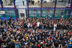 Smithfield Meat Market Christmas Eve Auction - London