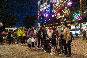 Hong Kong Celebrates Christmas