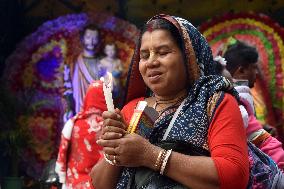 Christmas Celebration On The Outskirts Of Kolkata, India