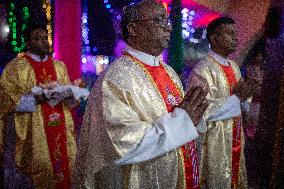 Christmas Eve In Dhaka