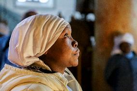 Atmosphere in Bethlehem Ahead Of Christmas Eve Procession - West Bank