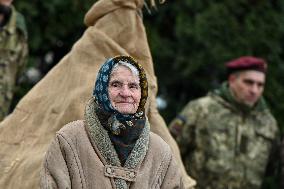 Ukraines coat of arms made of didukhs installed in Lviv