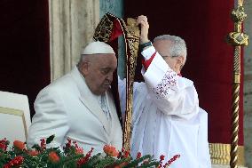 Pope Francis imparts a solemn blessing  Urbi et Orbi  on the occasion of Christmas in St. Peter's Square