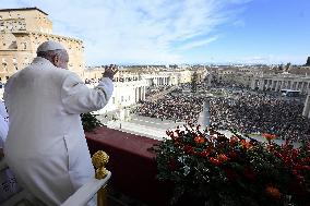 Pope Francis Delivers The Urbi et Orbi Message - Vatican