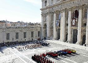 Pope Francis Delivers The Urbi et Orbi Message - Vatican