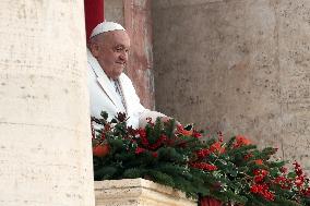 Pope Francis imparts a solemn blessing  Urbi et Orbi  on the occasion of Christmas in St. Peter's Square