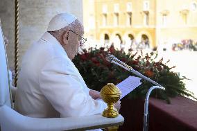 Pope Francis Delivers The Urbi et Orbi Message - Vatican