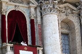 Pope Francis Delivers The Urbi et Orbi Message - Vatican