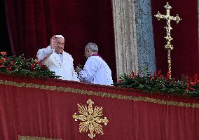 Pope Francis Delivers The Urbi et Orbi Message - Vatican