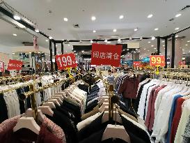 XIDAN MARKET Store Renovation And Upgrading