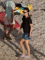 Natalie Portman Enjoying The Sun In St Barths