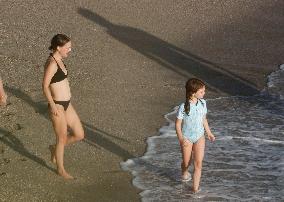 Natalie Portman Enjoying The Sun In St Barths