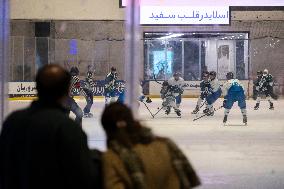 Iran’s Ice Hockey Premier League