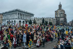 Ukrainians Sing Christmas Carols And Carry Decorated Stars Of Bethlehem As They Mark Christmas In Downtown Kyiv