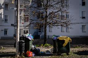 Total Strike In Lisbon On Garbage Collection