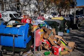 Total Strike In Lisbon On Garbage Collection