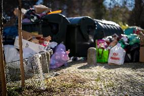 Total Strike In Lisbon On Garbage Collection