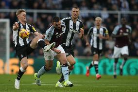 Newcastle United FC v Aston Villa FC - Premier League