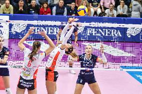 Reale Mutua Fenera Chieri '76 v Honda Olivero Cuneo - Italian Women's Serie A1 Volleyball