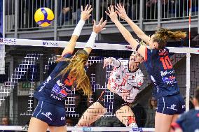 Reale Mutua Fenera Chieri '76 v Honda Olivero Cuneo - Italian Women's Serie A1 Volleyball