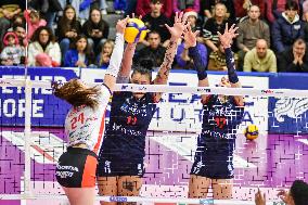 Reale Mutua Fenera Chieri '76 v Honda Olivero Cuneo - Italian Women's Serie A1 Volleyball