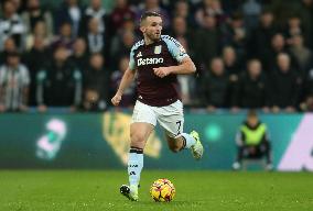 Newcastle United FC v Aston Villa FC - Premier League