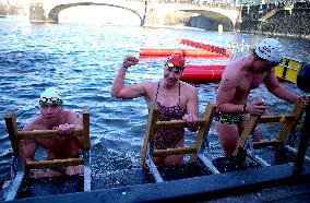 Winter Swimming - Prague