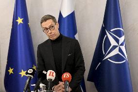 Finnish President Alexander Stubb meets media