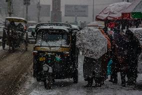 Snowfall In Kashmir