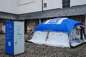 Refugee Tent Display At Passau Cathedral Highlights Global Refugee Crisis