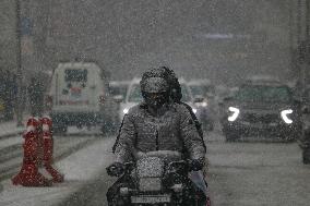 Snowfall In Srinagar