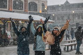 Snowfall In Srinagar