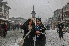 Snowfall In Srinagar