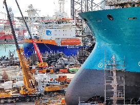 China Shipbuilding Industry Growing