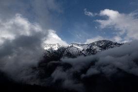 Snow Peak Mountains In Himachal Pradesh