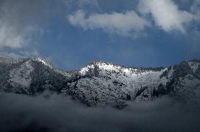 Snow Peak Mountains In Himachal Pradesh