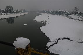 Snowfall In Kashmir