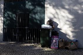 Lisbon Braces For Christmas Strike As Rubbish Collectors Challenge Minimum Service Rules