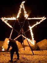 Live Nativity Scene In Bari - Underwater Birth Of Baby Jesus And Lighting Of The Peace Star