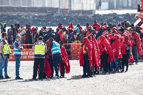 Nearly 240 people arrive in four cayucos to Lanzarote