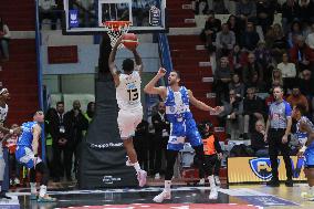 BASKET - Serie A - Vanoli Basket Cremona vs Banco di Sardegna Sassari