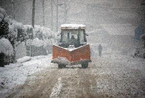 Heavy Snowfall Disrupts Life In Kashmir