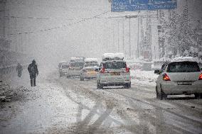 Heavy Snowfall Disrupts Life In Kashmir