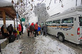 Heavy Snowfall Disrupts Life In Kashmir