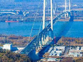 Nanjing Xianxin Road Yangtze River Bridge