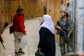 Israeli Security Measures in Hebron Old City