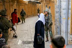 Israeli Security Measures in Hebron Old City